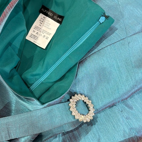 ALFRED Sung Fusion Blue Iridescent Formal Dress Plus Size 28 Wedding Cocktail - Picture 7 of 7